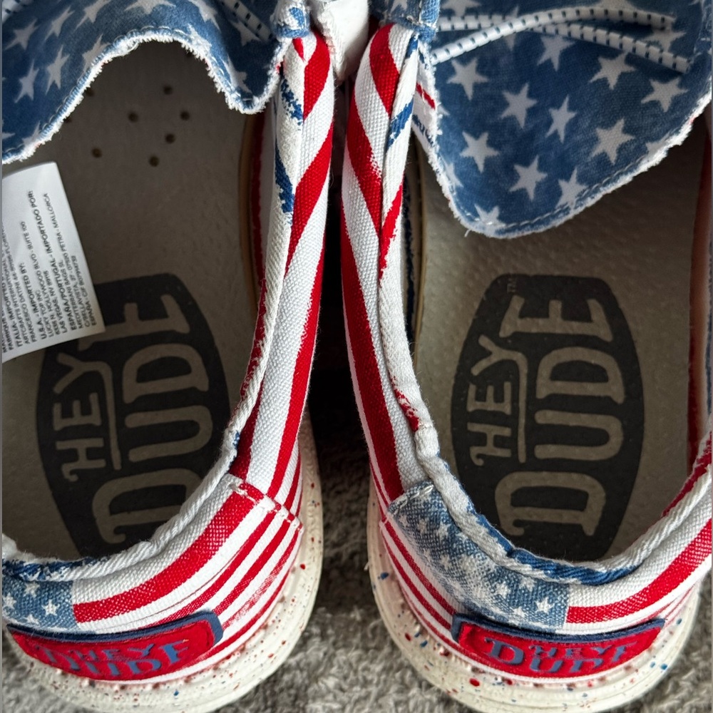 Hey Dude wally patriotic star and stripes Men 9 NWT - Picture 4 of 8